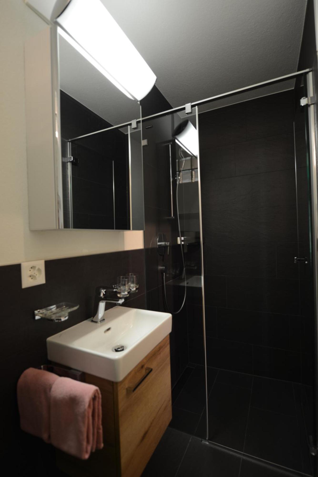 Haus Kandahar Saas-Fee Rom bilde